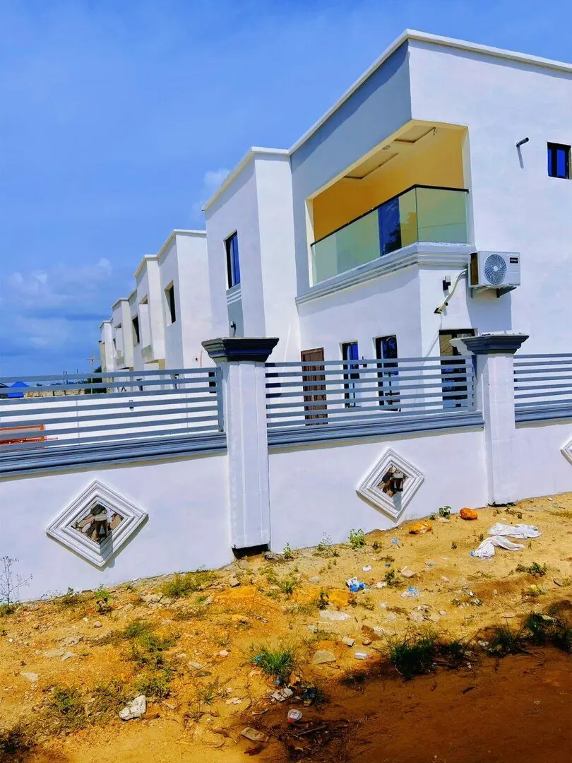 Example of a completed Smart Brother home, similar in quality to the Merekel 3 bedroom